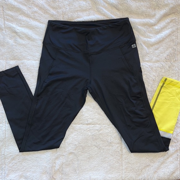 Active pants - Picture 2 of 5